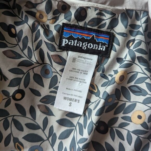 Patagonia MOR Quilted Grey Coat - Picture 7 of 11